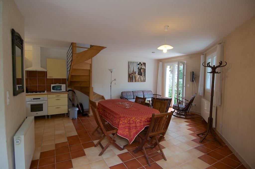 Gites La Bambouseraie Labeaume Habitación foto